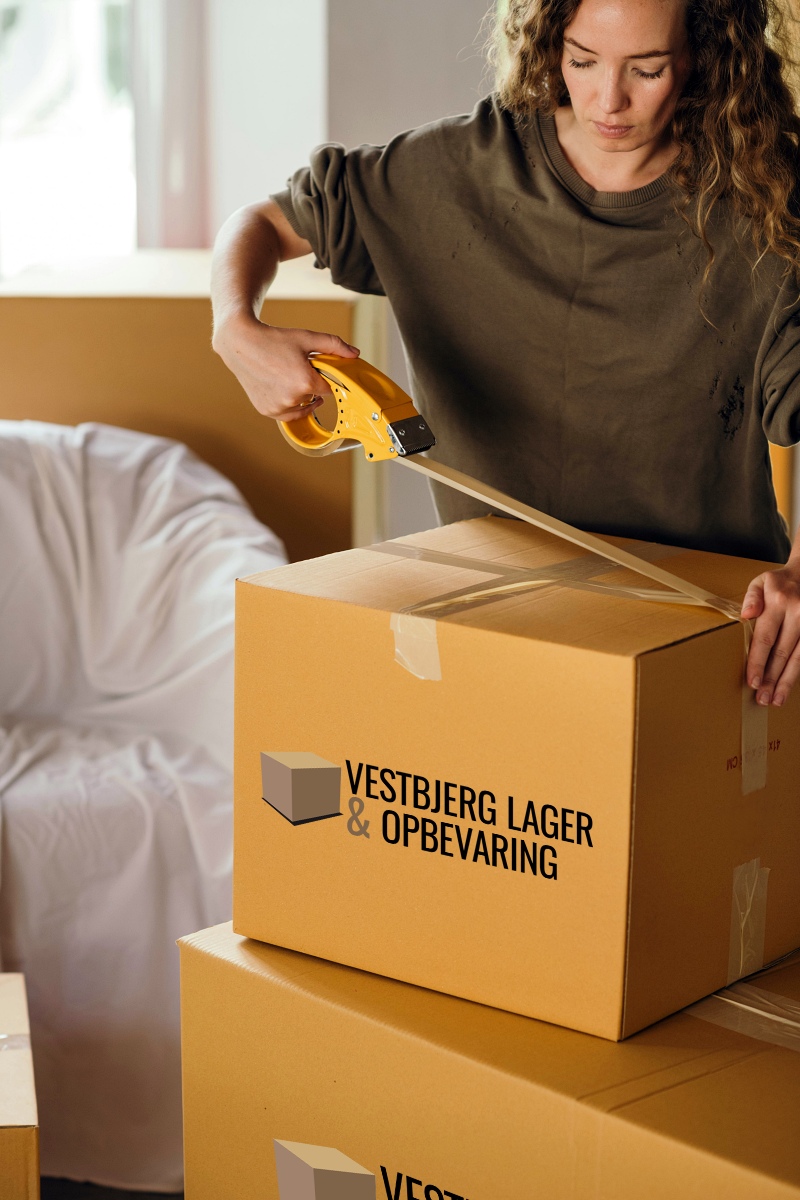 kvinde-pakker-logo-kasse